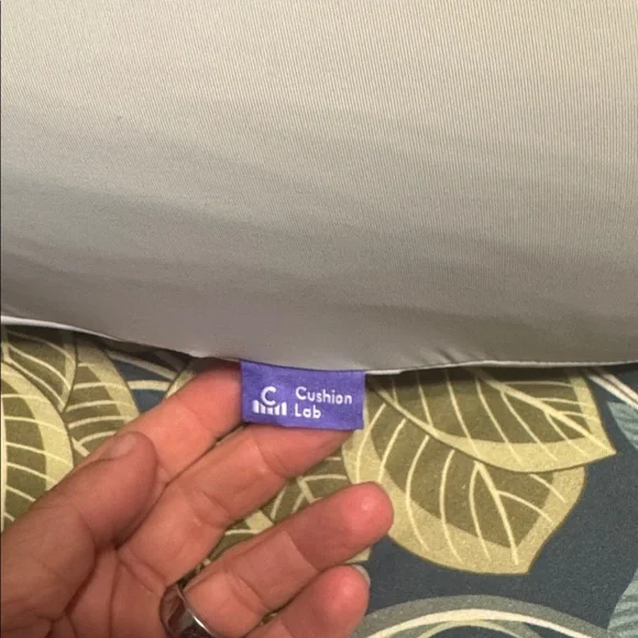 NEW CUSHION LAB Deep Sleep Pillow, Patented Ergonomic Contour Design - Picture 7 of 8